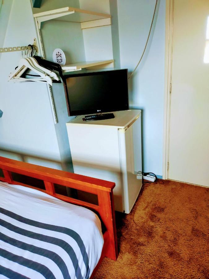 Noemie'S Pension House โวเลนดัม ภายนอก รูปภาพ