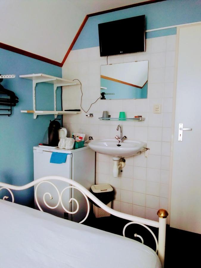 Noemie'S Pension House โวเลนดัม ภายนอก รูปภาพ